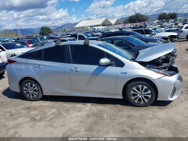JTDKAMFP5M3179965 Toyota Prius Prime Le