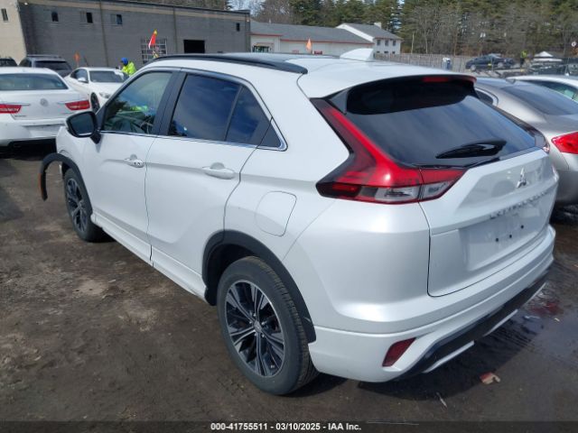 2022 MITSUBISHI ECLIPSE CROSS JA4ATWAAXNZ017617 Photo 2