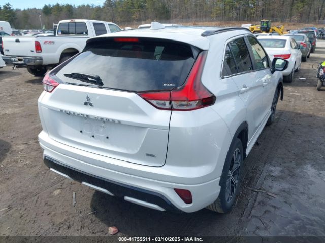 2022 MITSUBISHI ECLIPSE CROSS JA4ATWAAXNZ017617 Photo 3