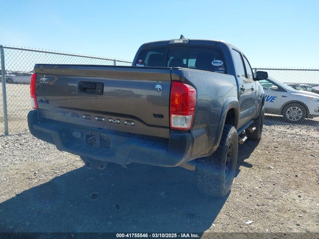 5TFCZ5AN0HX073818 Toyota Tacoma Sr5 V6