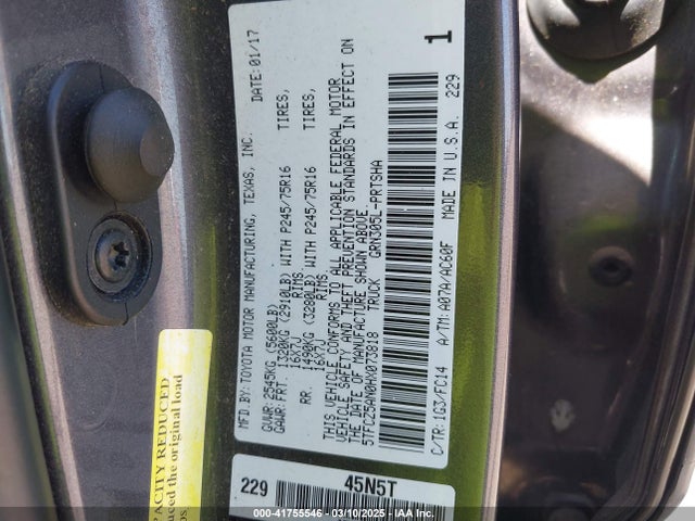 5TFCZ5AN0HX073818 Toyota Tacoma Sr5 V6