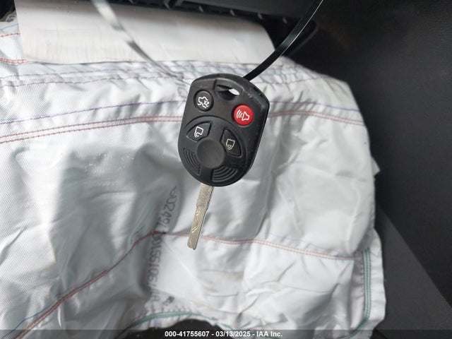 1FMCU9G91HUE78938 Ford ESCAPE SE