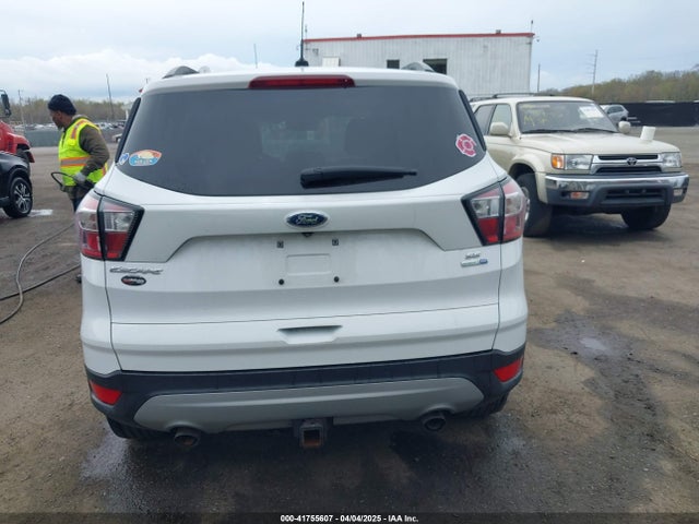1FMCU9G91HUE78938 Ford ESCAPE SE