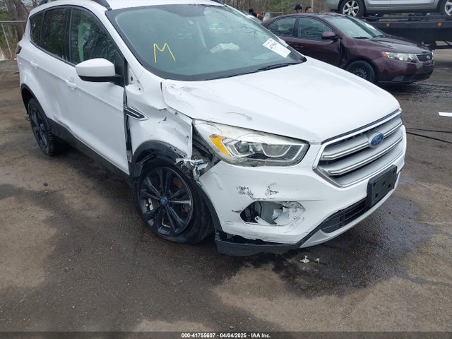 1FMCU9G91HUE78938 Ford ESCAPE SE