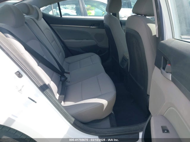 5NPD84LF2HH154340 Hyundai Elantra