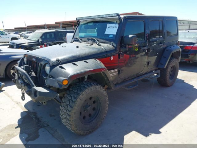 1C4BJWDG8HL512762 Jeep Wrangler Unlimited Sport