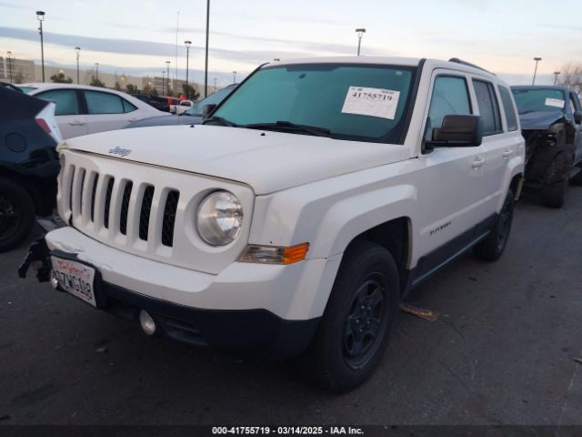 1C4NJPBB0GD677417 Jeep Patriot Sport