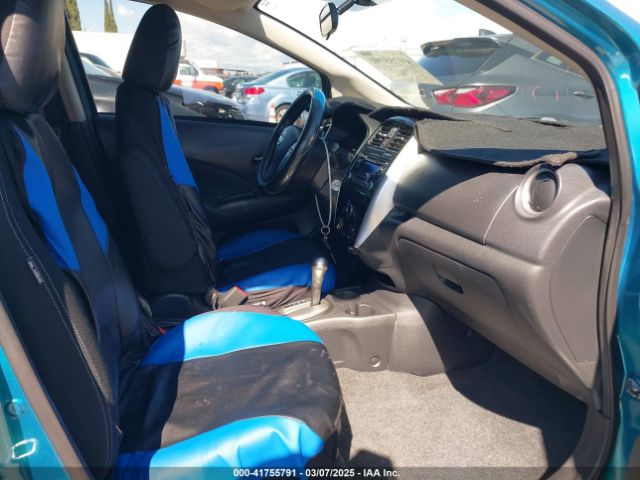3N1CE2CP7FL423322 Nissan Versa Note Sv