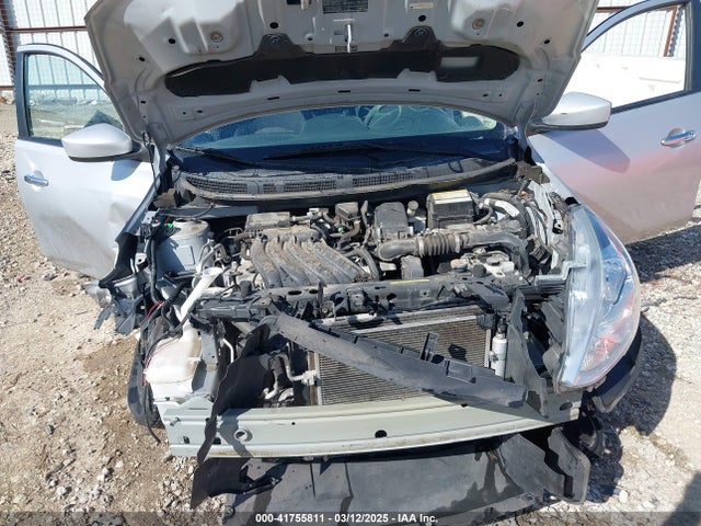 Nissan Versa 1.6 Sv 2015 3N1CN7AP2FL915742 Image 10