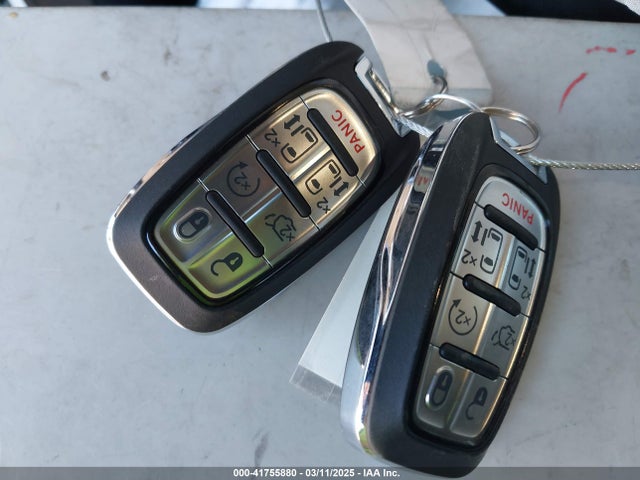 Chrysler Pacifica Touring L 2024 2C4RC1BG0RR117000 Image 11