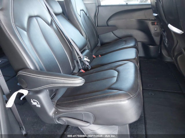 Chrysler Pacifica Touring L 2024 2C4RC1BG0RR117000 Image 8