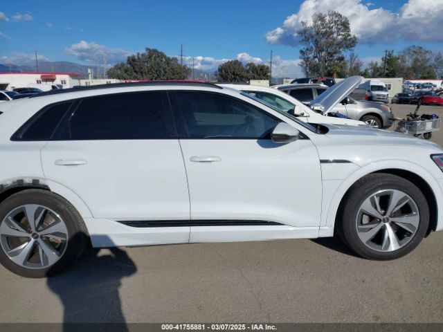 WA14AAGE7RB020683 Audi Q8 E-tron Premium Quattro