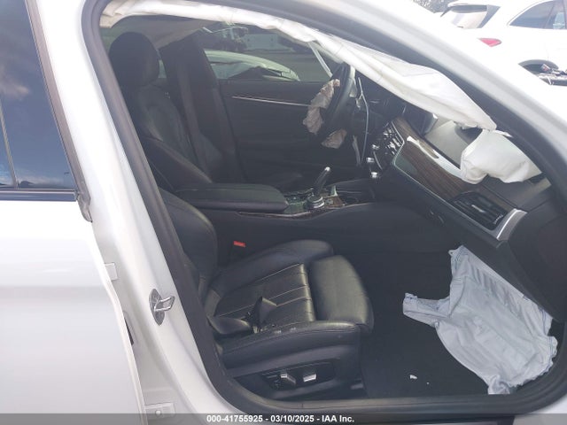 WBAJE5C55KWW18387 BMW 540I