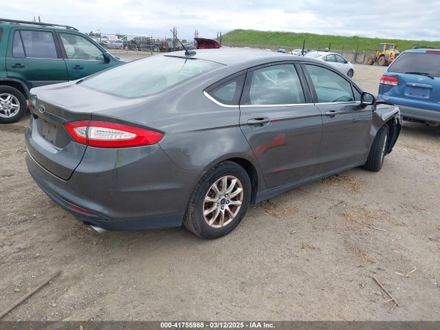 Ford FUSION S 2016 3FA6P0G72GR233242 Image 4