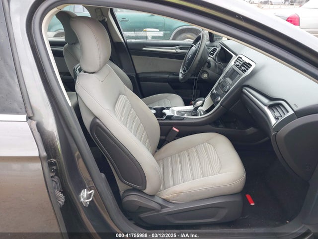Ford FUSION S 2016 3FA6P0G72GR233242 Image 5