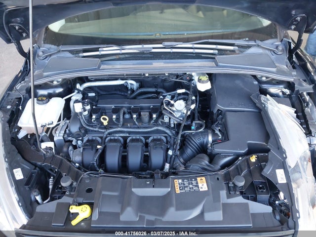Ford FOCUS SE 2017 1FADP3F26HL219875 Image 10