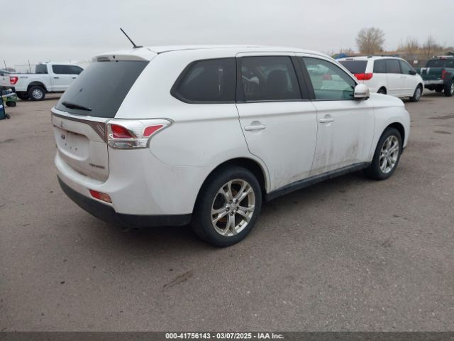 2014 MITSUBISHI OUTLANDER JA4AZ3A35EZ003039 Photo 3