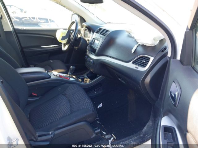 2019 DODGE JOURNEY 3C4PDCBB8KT866957 Photo 4