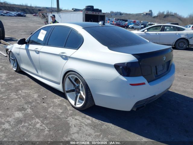2016 BMW 550I WBAKP9C54GD980140 Photo 2