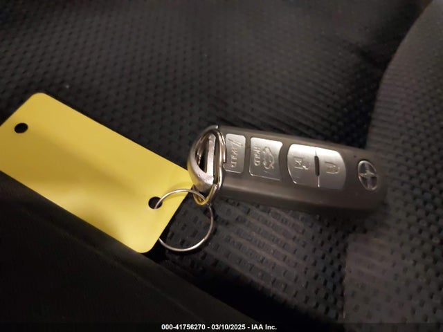 3MYDLBZV5GY103533 Scion IA