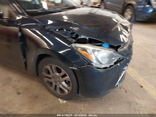 3MYDLBZV5GY103533 Scion IA