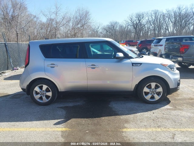 KIA Soul 2019 KNDJN2A22K7666949 Image 13