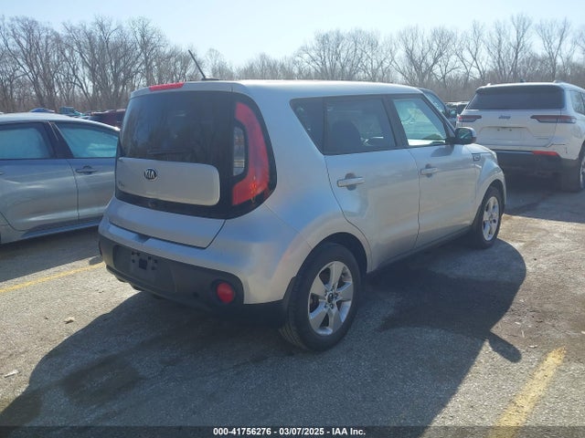 KIA Soul 2019 KNDJN2A22K7666949 Image 4