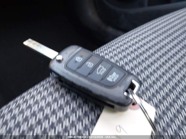 KM8K1CAA8LU460255 Hyundai Kona Se