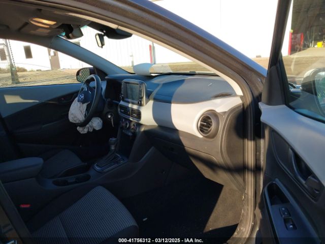 KM8K1CAA8LU460255 Hyundai Kona Se