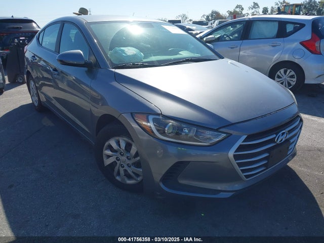 Hyundai ELANTRA SE 2018 KMHD74LF4JU453211 Image 1