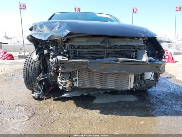 WAUGUDGY9RA086015 Audi 40 tfsi (2.0t)