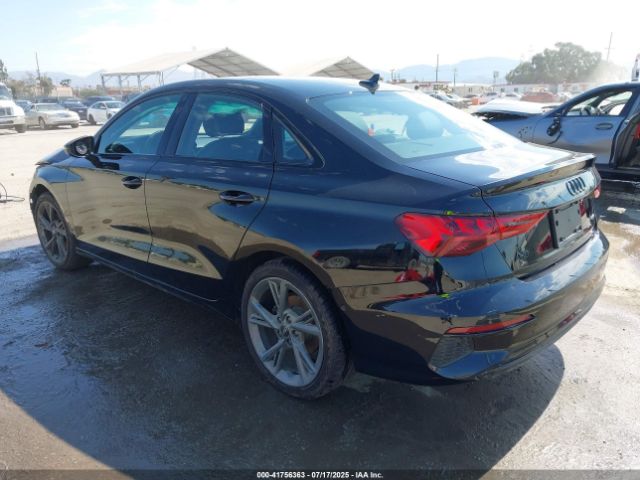 2024 AUDI A3 WAUGUDGY9RA086015 Photo 2