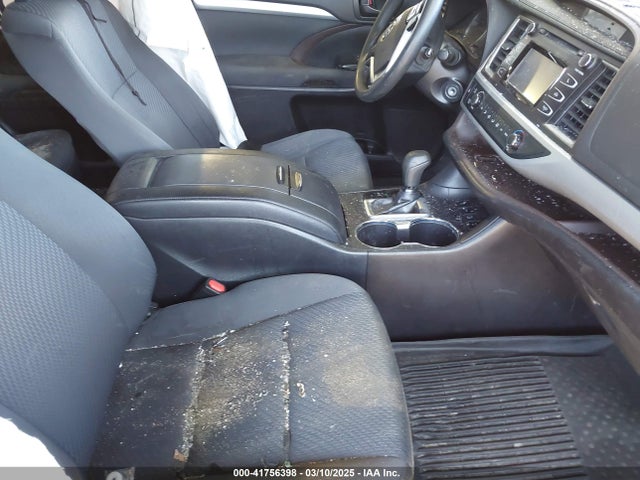 5TDBZRFH2KS743601 Toyota Highlander Le