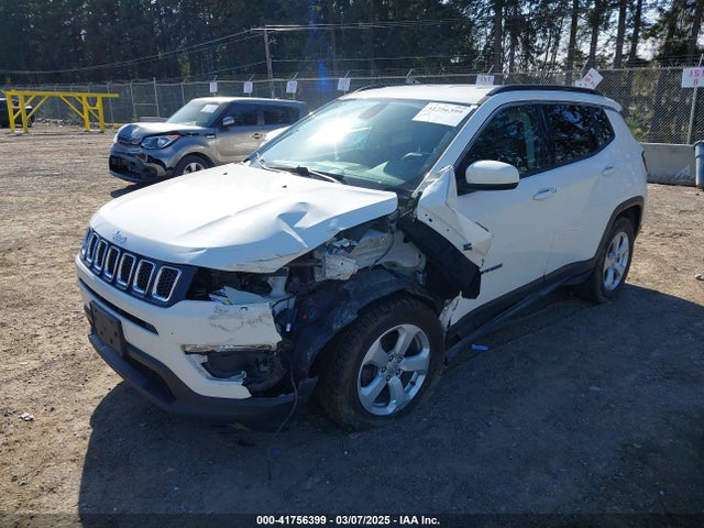 3C4NJDBB8LT132715 Jeep Compass Latitude 4x4