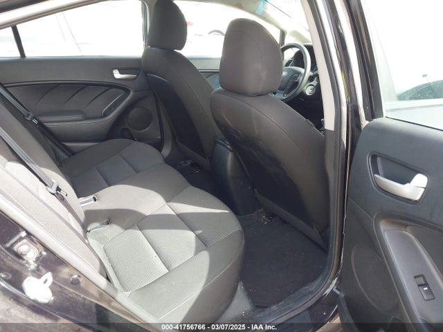 KIA FORTE LX 2017 3KPFK4A72HE157703 Image 8