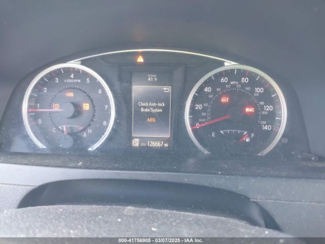 4T1BF1FK5HU810424 Toyota CAMRY SE
