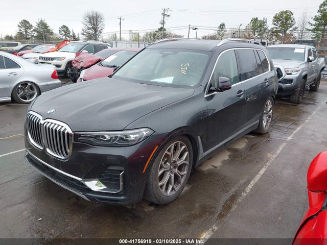2021 BMW X7 5UXCW2C04M9D99050 Photo 1