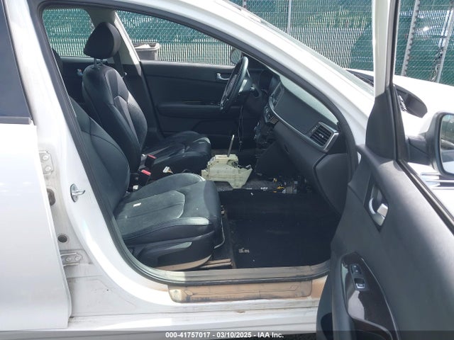5XXGU4L38GG107824 KIA OPTIMA EX
