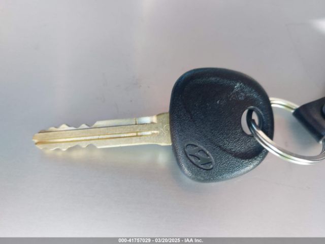 5NPD74LF9LH606781 Hyundai ELANTRA SE