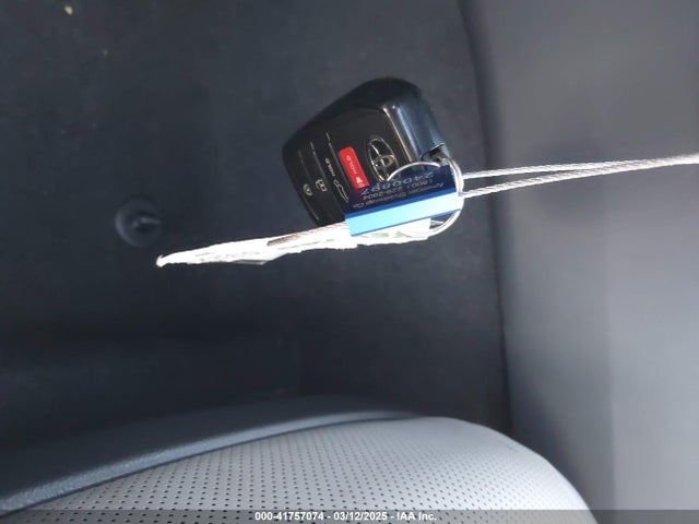 JTDACAAU6R3043434 Toyota Prius Limited