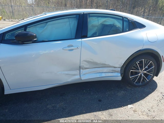 JTDACAAU6R3043434 Toyota Prius Limited