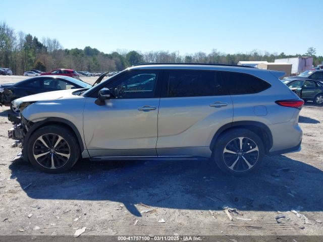 5TDJZRAH1MS075831 Toyota Highlander Xse