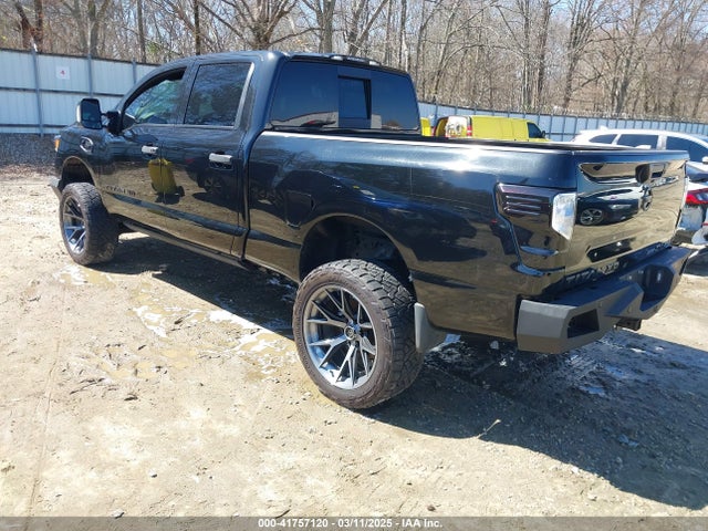 1N6BA1F42JN526363 Nissan Titan Xd Sv Diesel