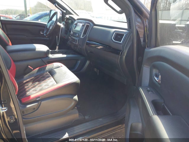 1N6BA1F42JN526363 Nissan Titan Xd Sv Diesel
