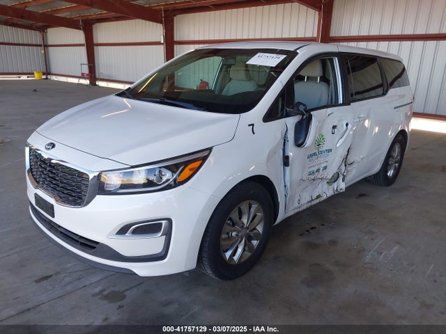 KNDMB5C15M6669588 KIA SEDONA LX
