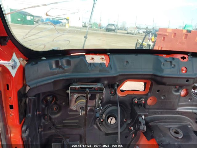 2019 DODGE CHALLENGER 2C3CDZL93KH570111 Photo 6