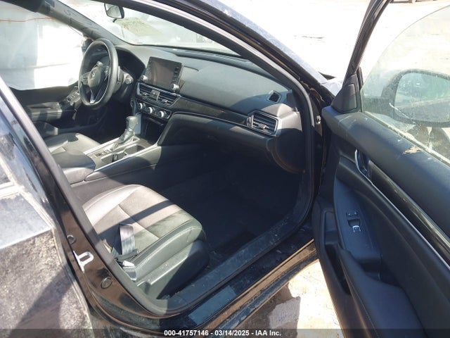 1HGCV1F30NA105887 Honda Accord Sport