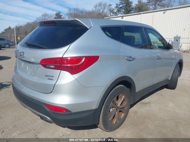 5XYZTDLB5GG349808 Hyundai Santa Fe Sport 2.4l