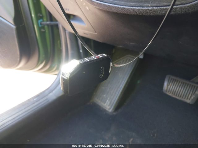 KNDJ33AU3L7107506 KIA SOUL EX