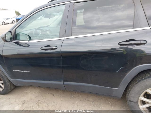 1C4PJMCSXEW232478 Jeep Cherokee Latitude